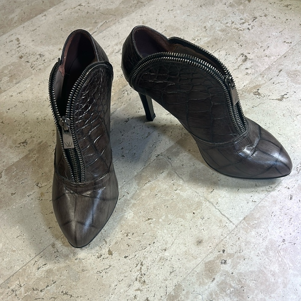 H Williams ankle boots, heeled. Size 36.